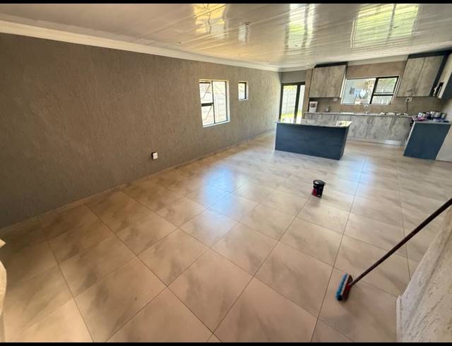 3 BEDROOM HOUSE FOR SALE IN VANDERBIJLPARK CW 6